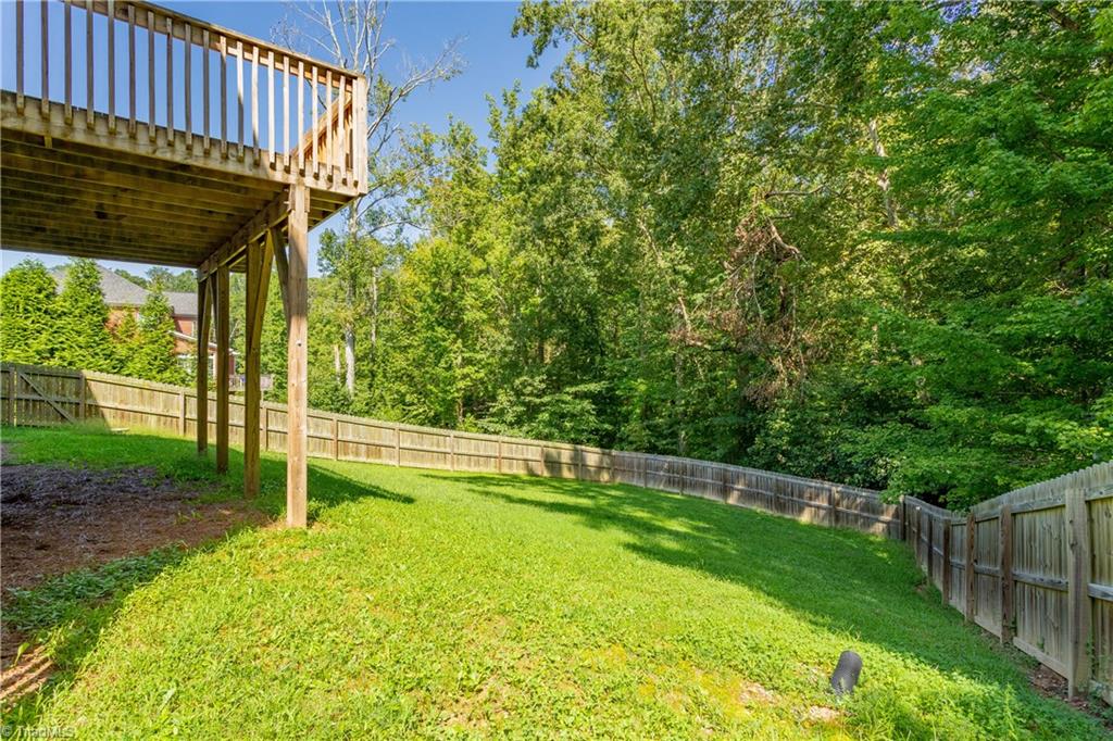 8606 Yvonne Court Oak Ridge, NC 27310 - Photo 3 of 21