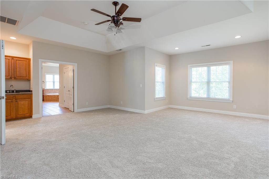 8606 Yvonne Court Oak Ridge, NC 27310 - Photo 6 of 21