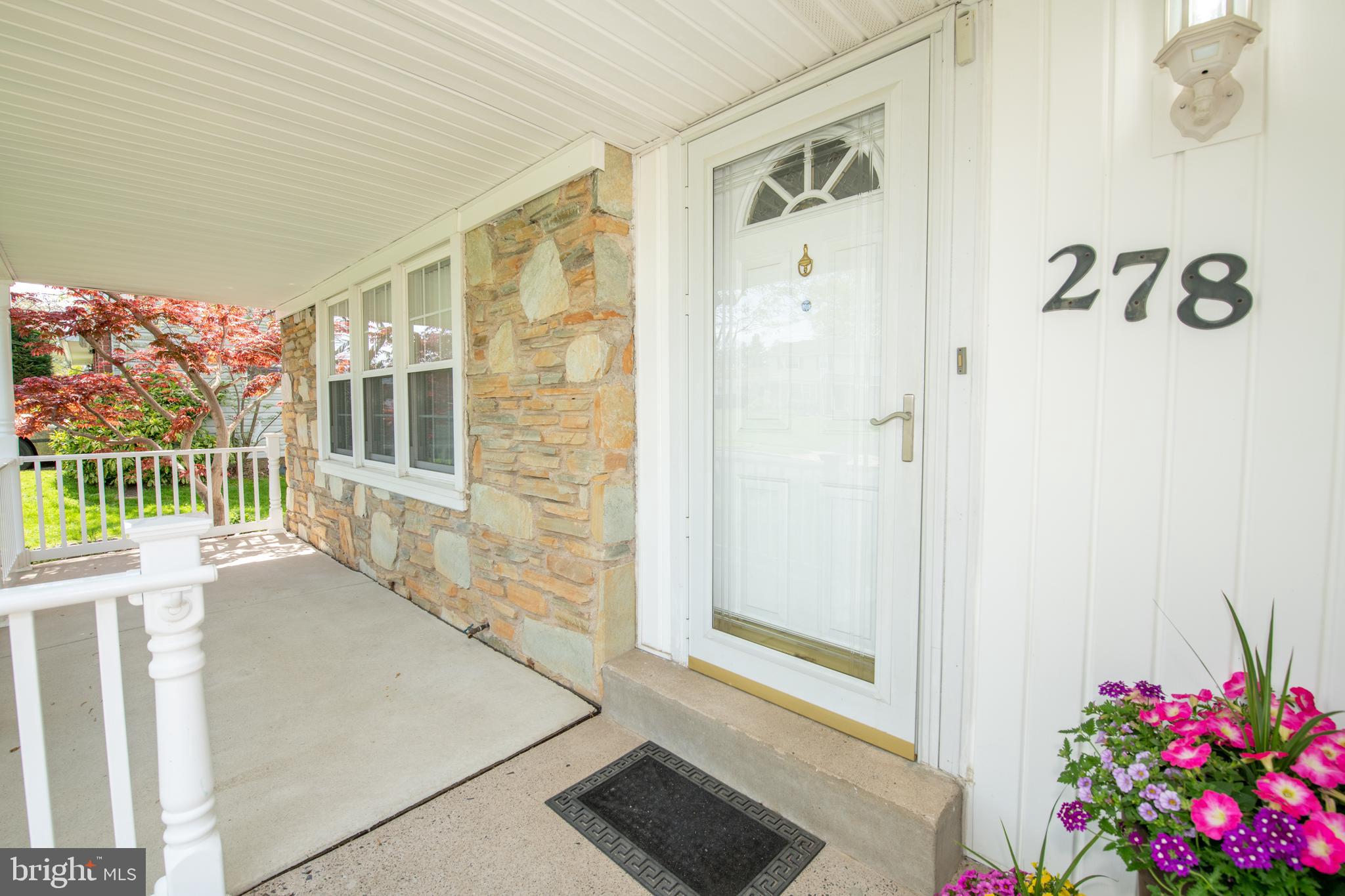278 Kent Road Warminster, PA 18974 - Photo 2 of 22 Gallery Image 2