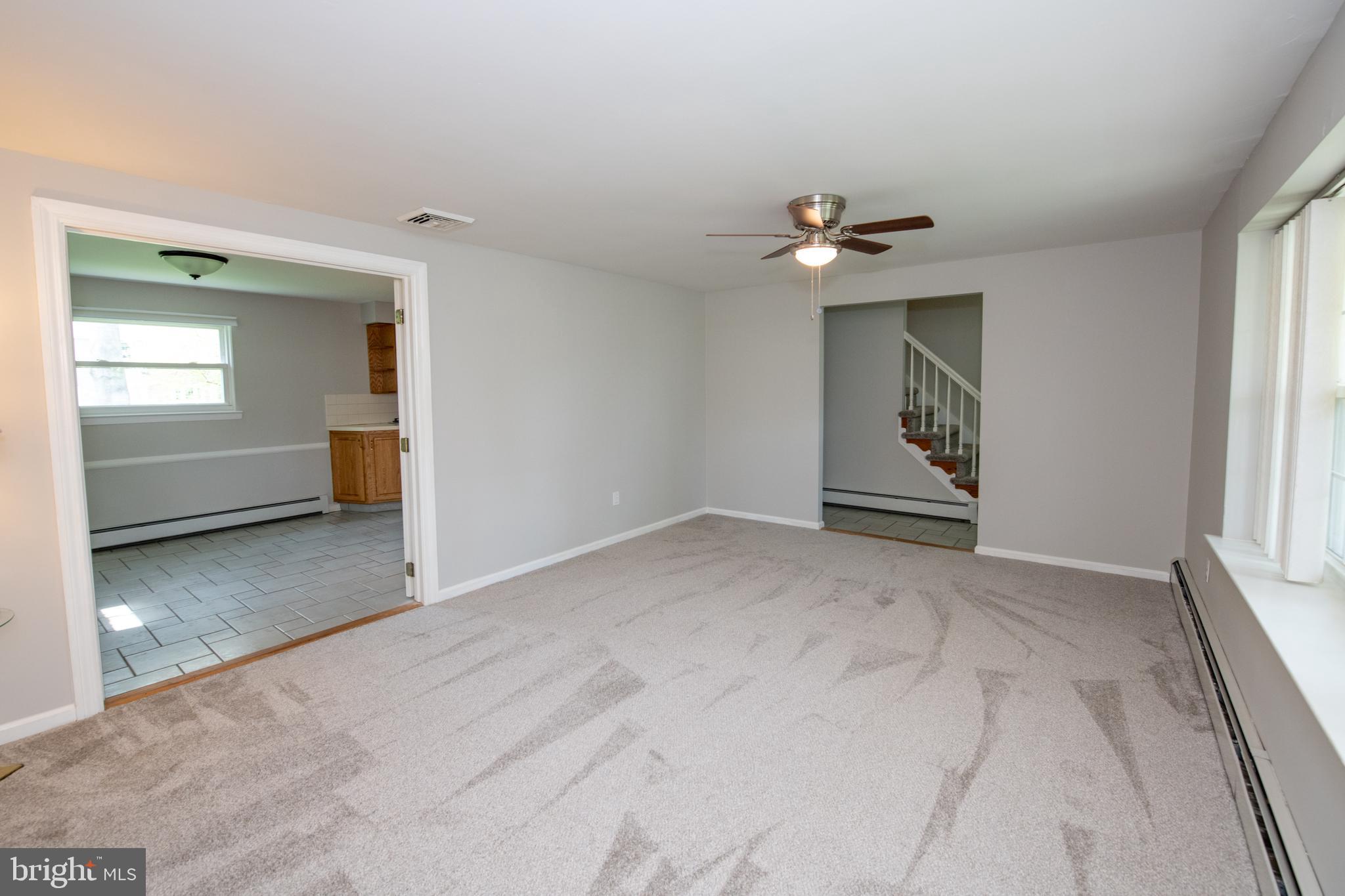 278 Kent Road Warminster, PA 18974 - Photo 4 of 22 Gallery Image 4