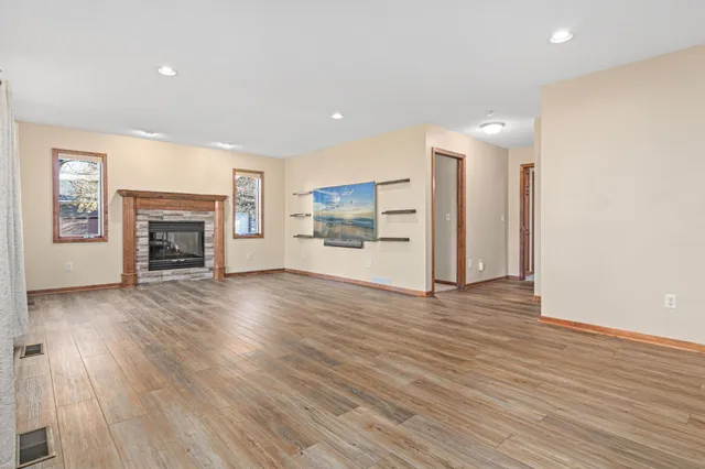 $530,000 | 2600 91st Crescent North, Brooklyn Park, MN 55443