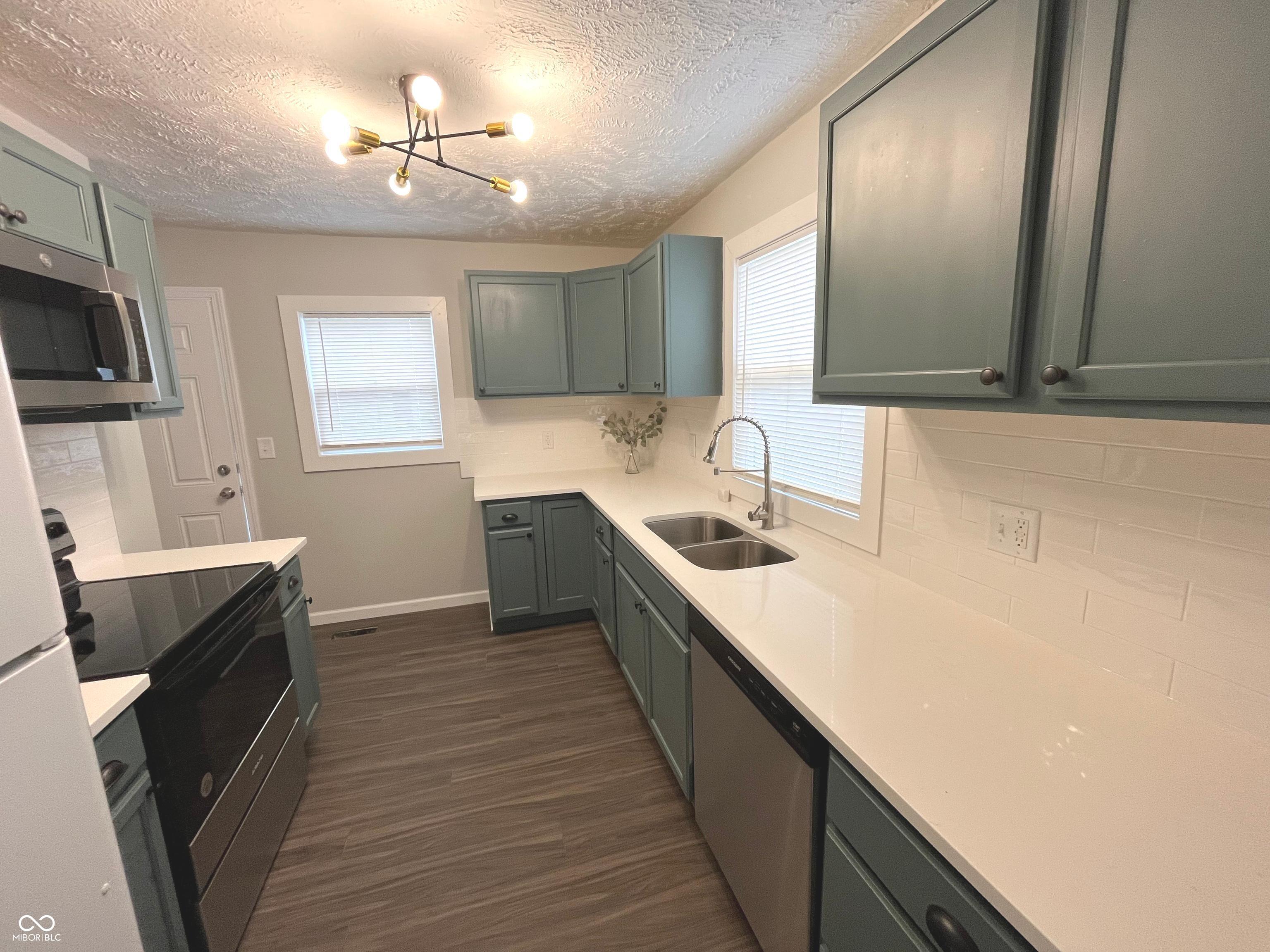 1854 East Legrande Avenue Indianapolis, IN 46203 - Photo 6 of 11