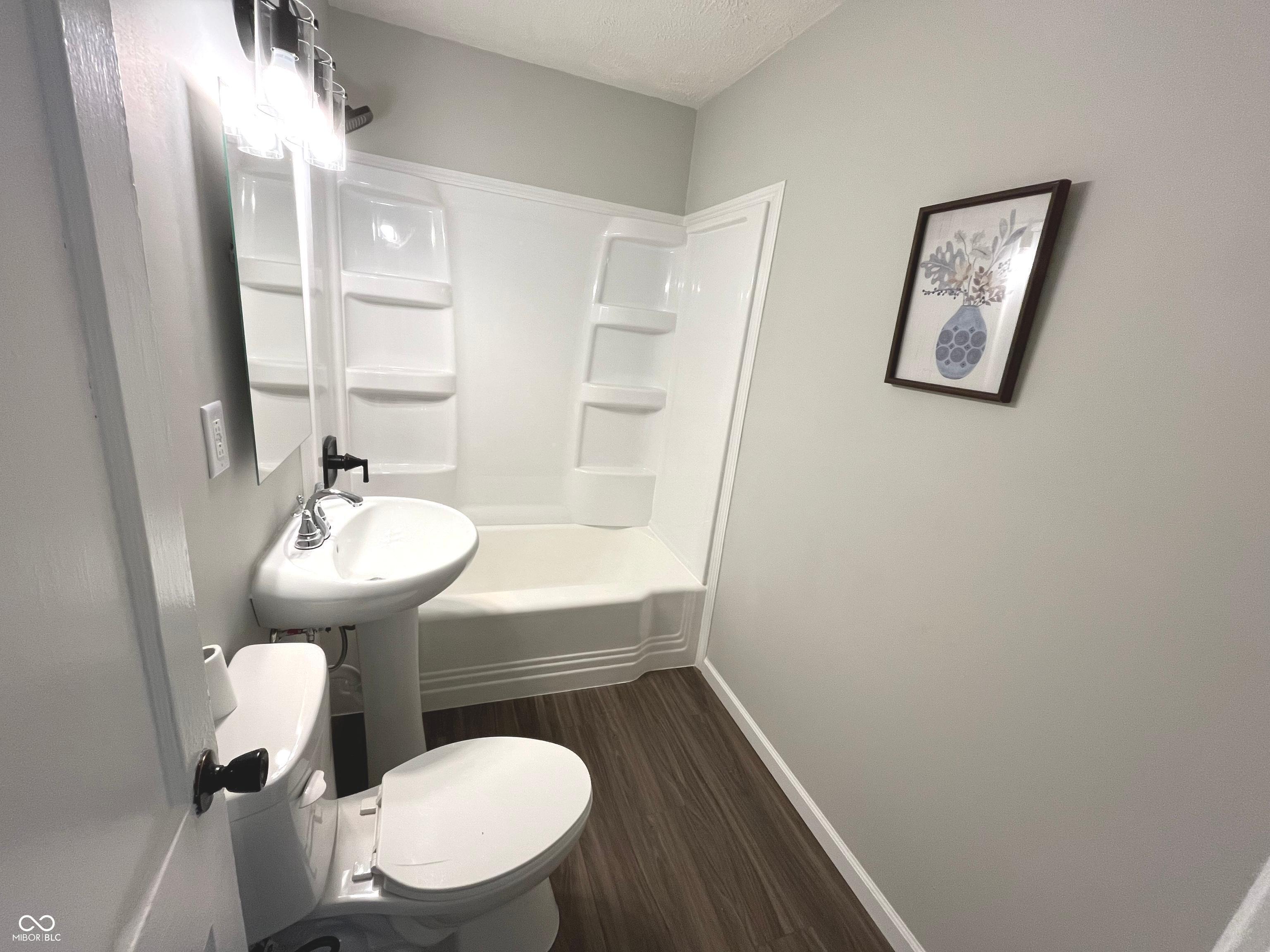 1854 East Legrande Avenue Indianapolis, IN 46203 - Photo 7 of 11