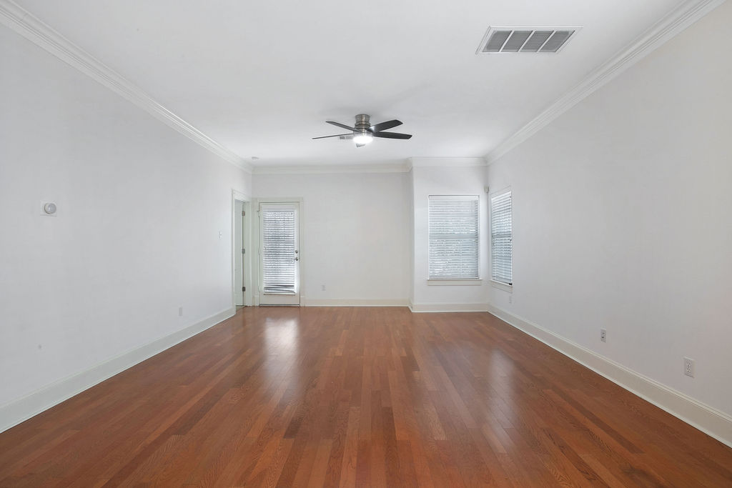 6715 Windrift Way, Unit 3 Austin, TX 78745 - Photo 3 of 37