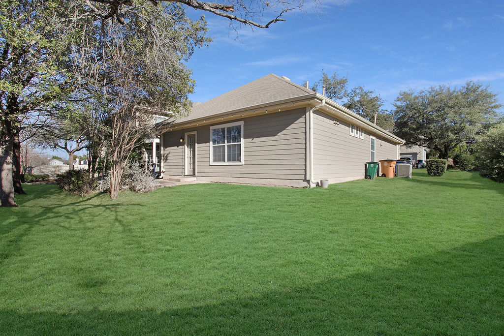 6715 Windrift Way, Unit 3 Austin, TX 78745 - Photo 35 of 37