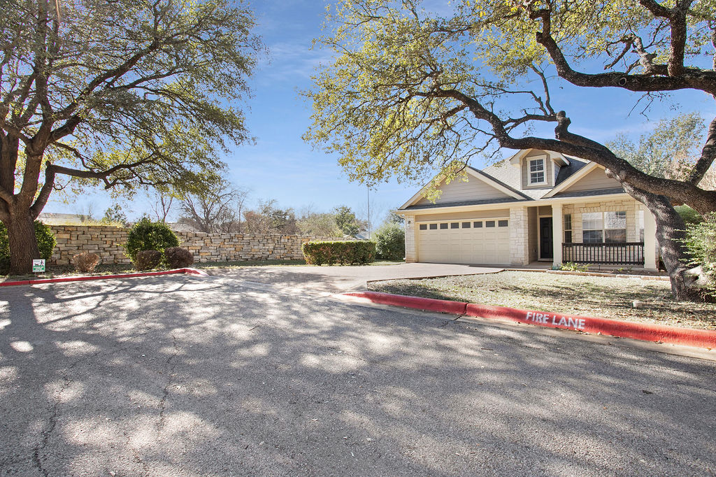 6715 Windrift Way, Unit 3 Austin, TX 78745 - Photo 5 of 37