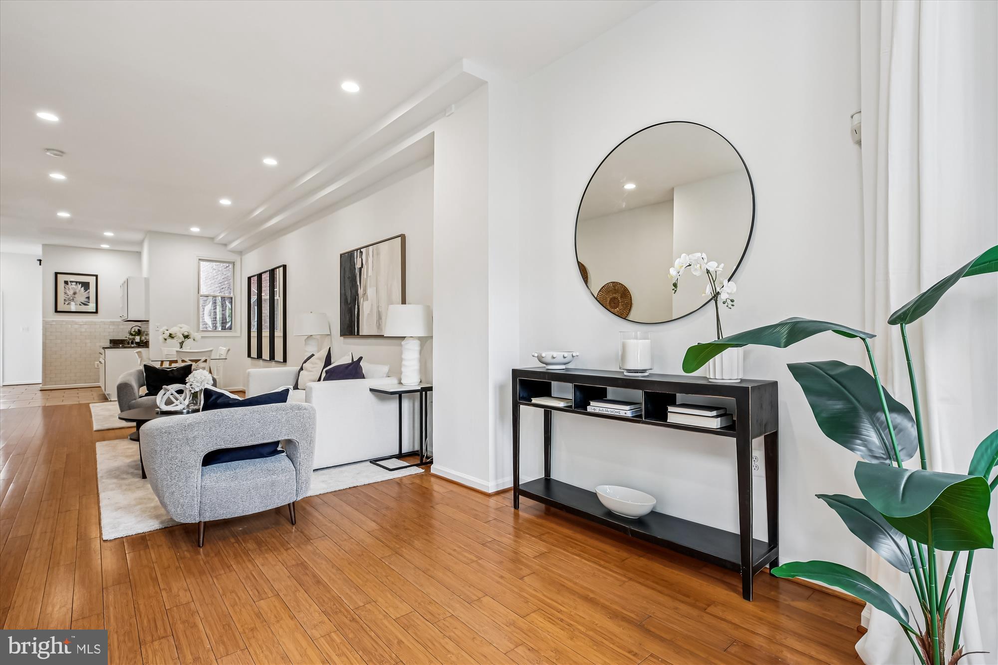 13 R Street Northeast, Unit 1 Washington, DC 20002 - Photo 9 of 39 Gallery Image 9