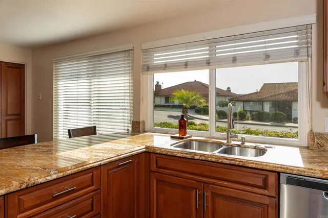 $1,150,000 | 17417 Plaza Sonada, San Diego, CA 92128