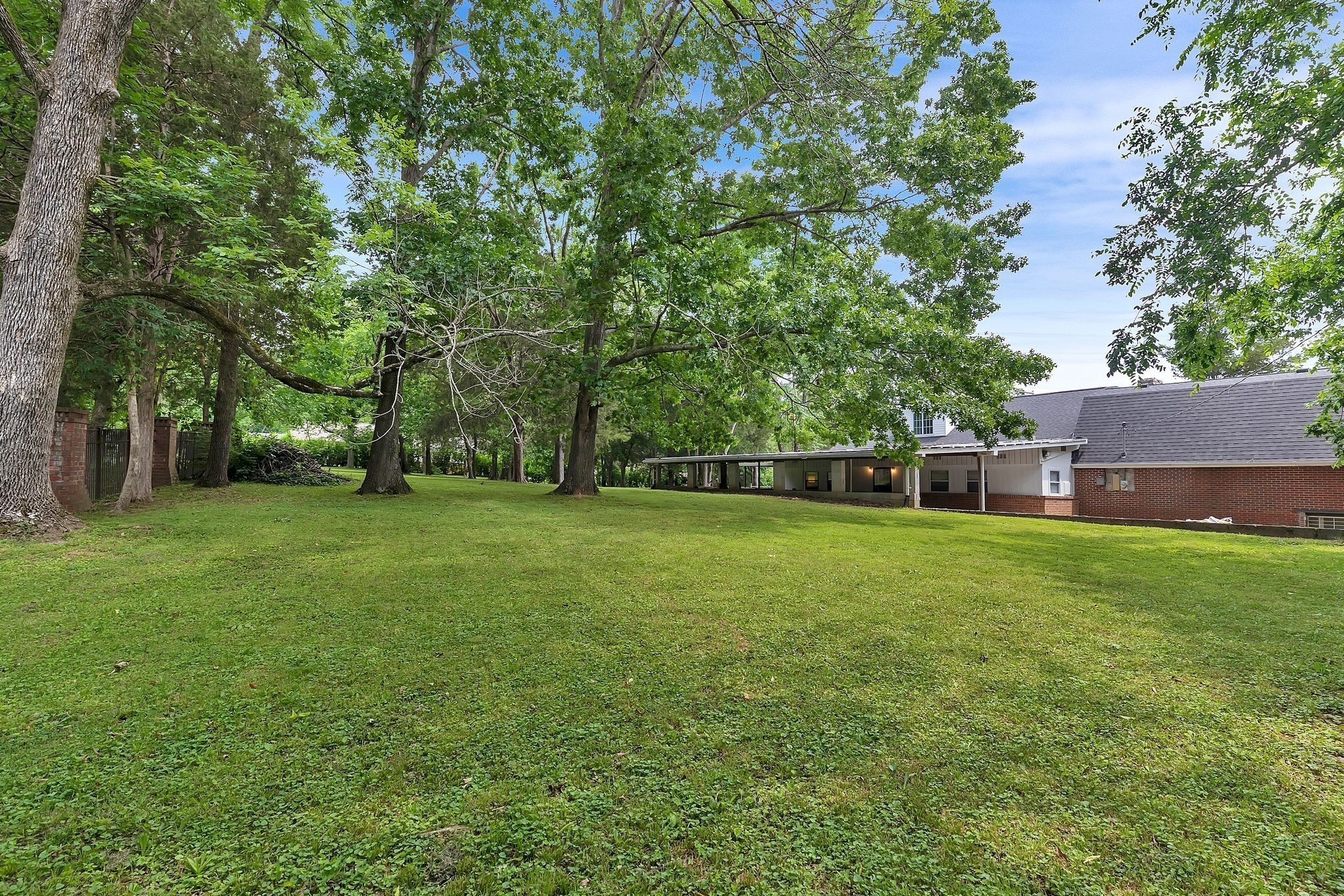 752 Florence Circle Madison, TN 37115 - Photo 45 of 59 a view of a backyard with a garden