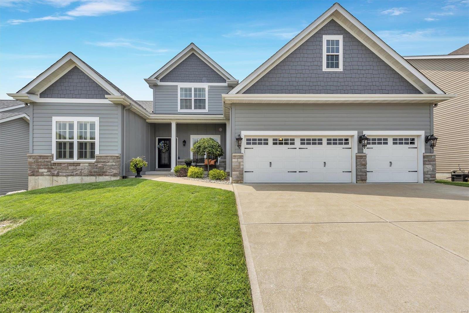 431 Hillington Drive Eureka, MO 63025 - Photo 1 of 33