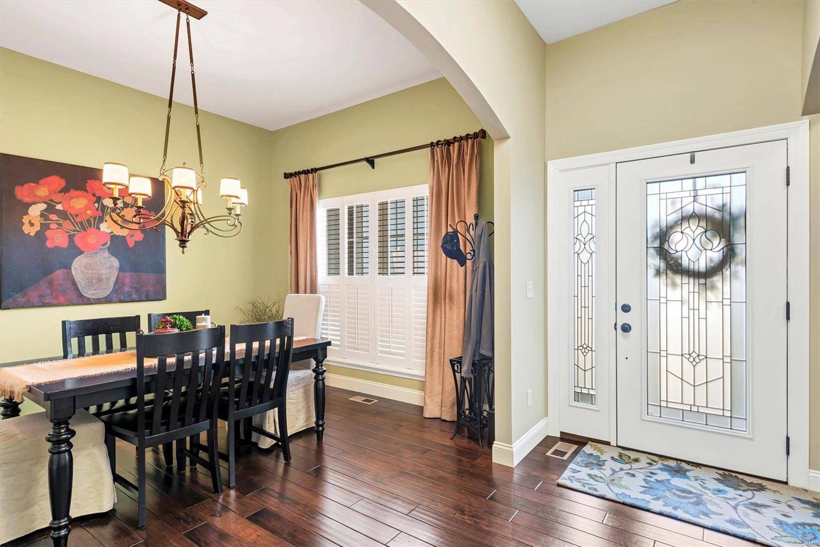 431 Hillington Drive Eureka, MO 63025 - Photo 13 of 33