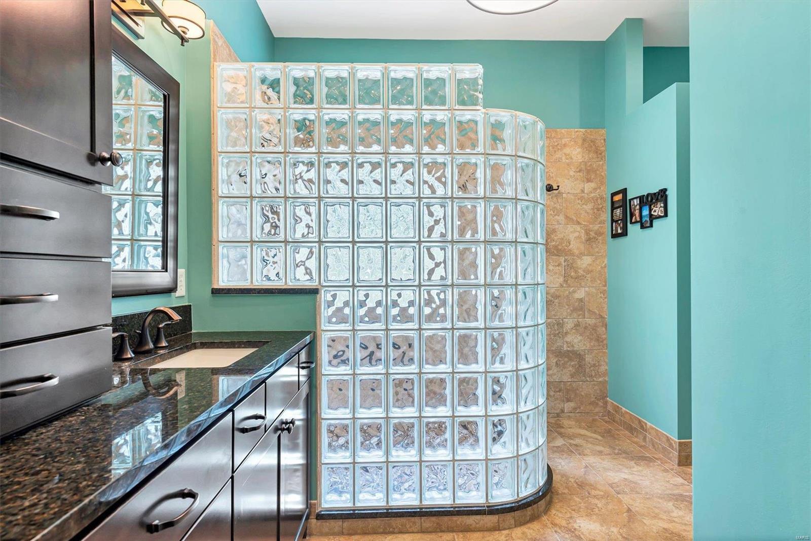 431 Hillington Drive Eureka, MO 63025 - Photo 24 of 33