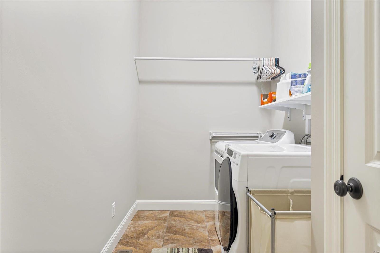 431 Hillington Drive Eureka, MO 63025 - Photo 30 of 33