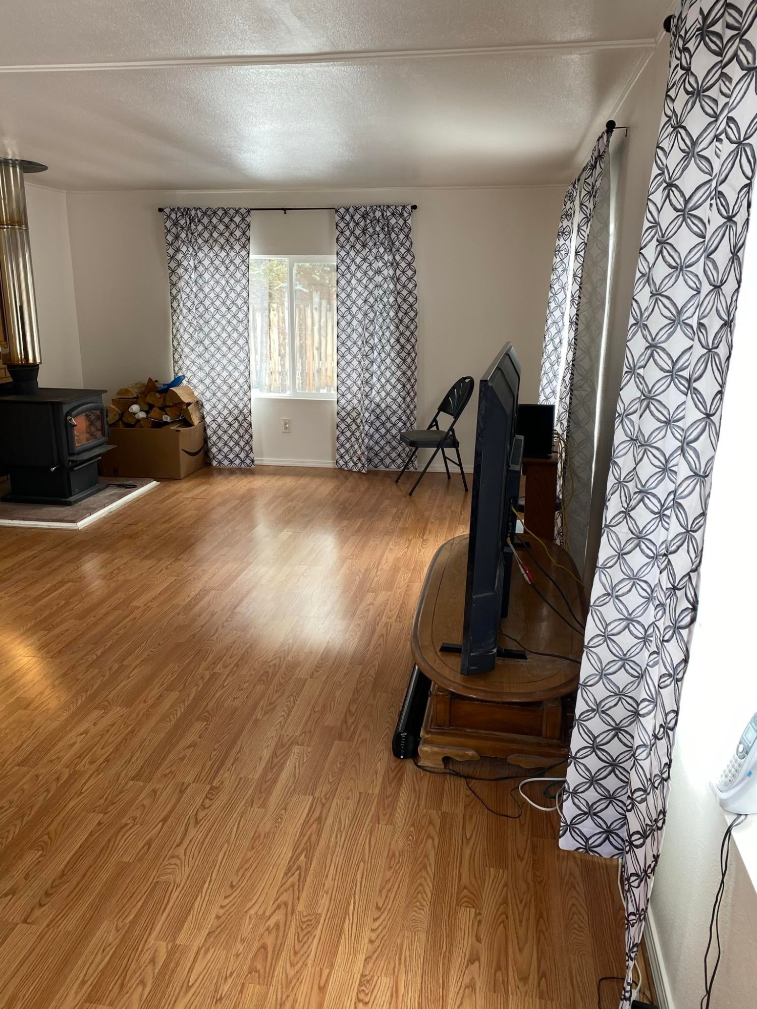 51354 Welch Road La Pine, OR 97739 - Photo 4 of 30 Living Room