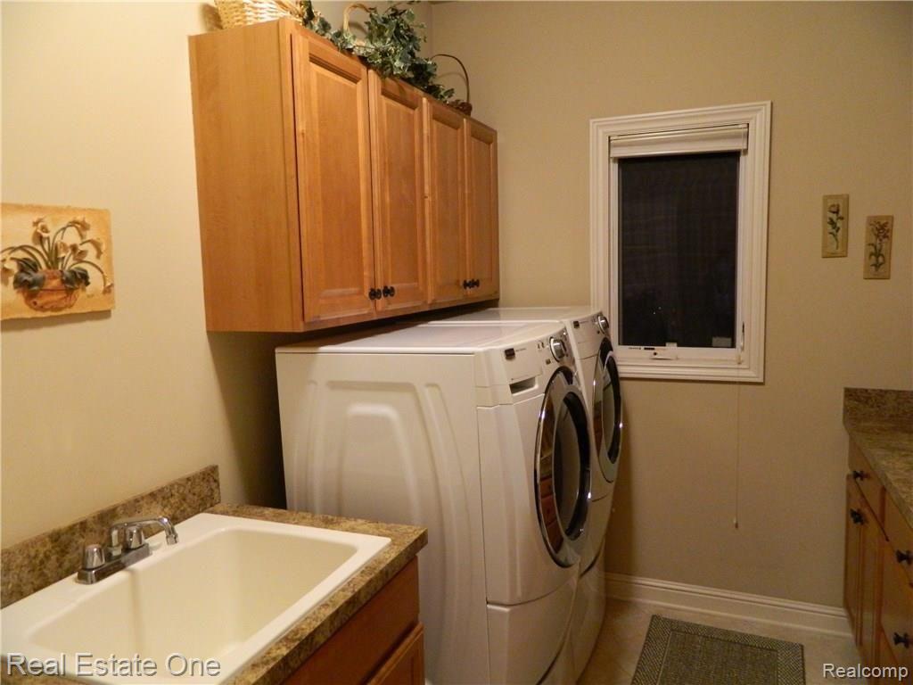 1053 Seville Road Rochester Hills, MI 48309 - Photo 38 of 66