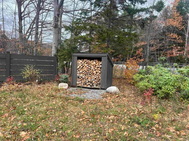 $349,900 | 34 Franklin Street, Unit 10, Lincoln, NH 03251