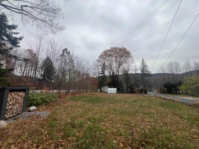 $349,900 | 34 Franklin Street, Unit 10, Lincoln, NH 03251