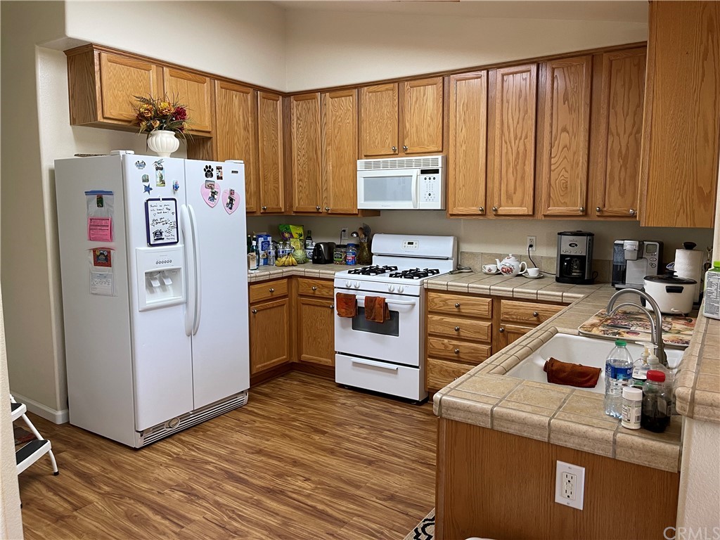 9024 Cascada Road Atascadero, CA 93422 - Photo 5 of 16