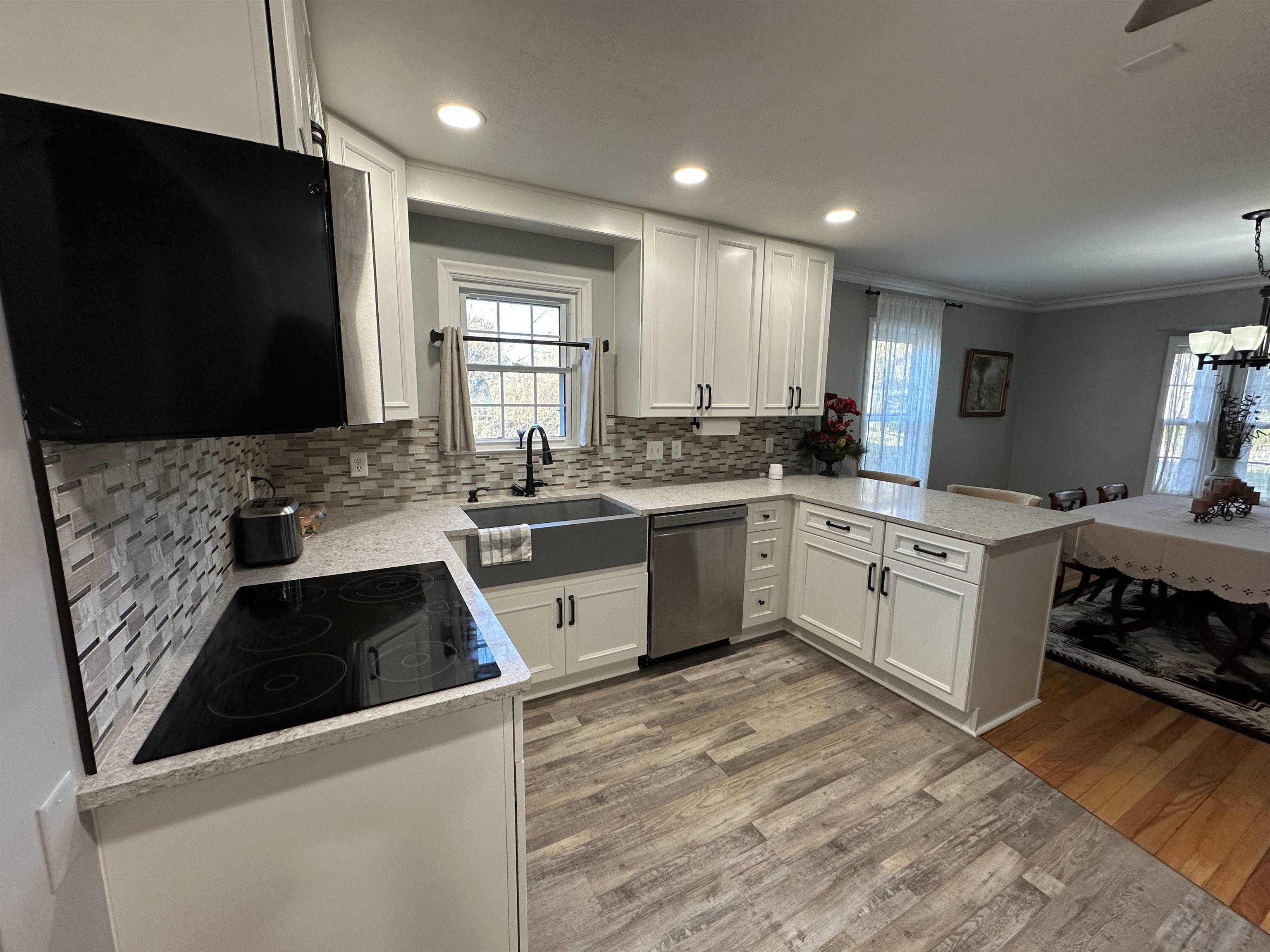 1640 East Ridge Road Beloit, WI 53511 - Photo 12 of 55