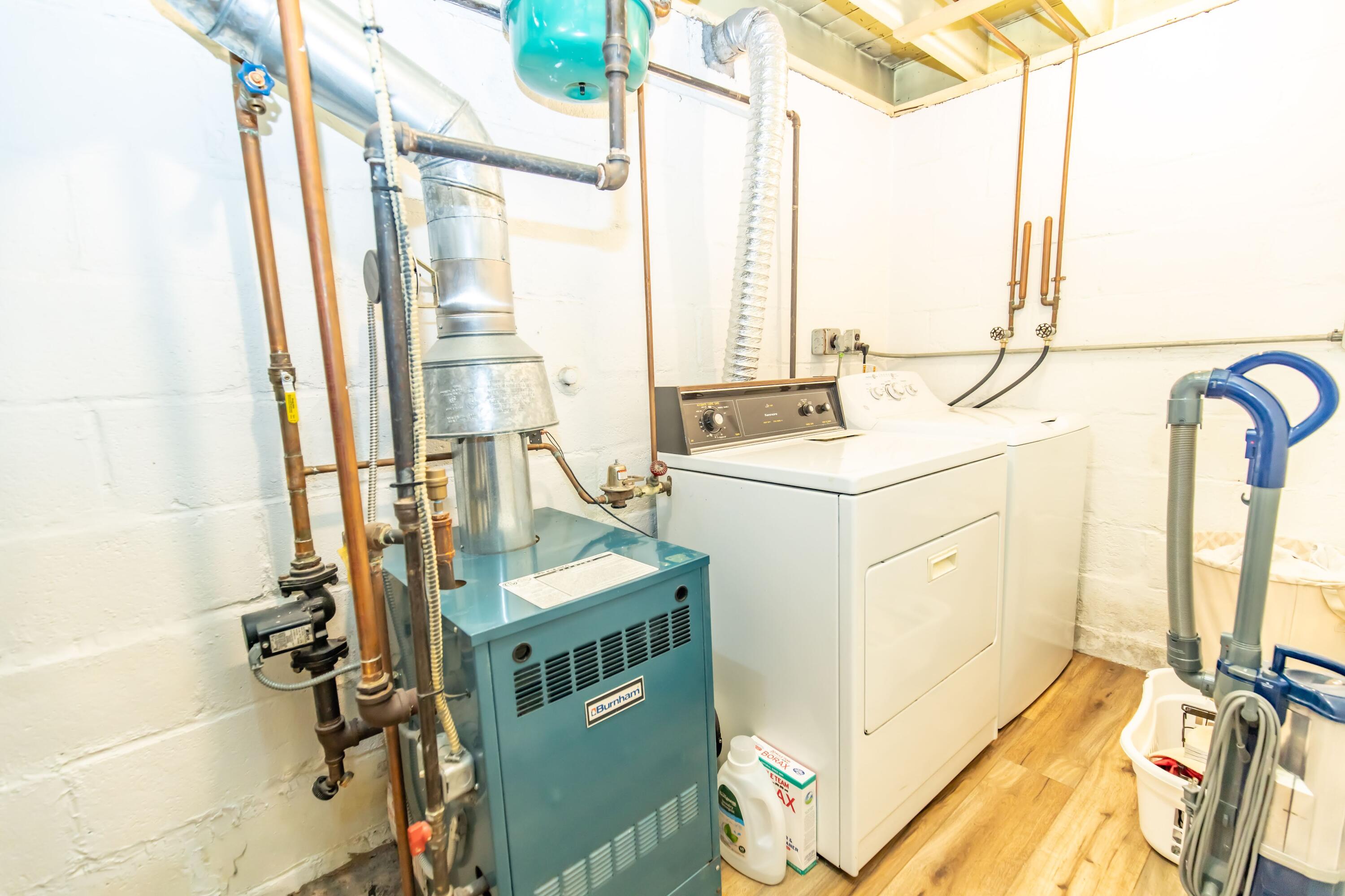 30 Sunset Trail Portage, IN 46368 - Photo 40 of 47 a bathroom with a sink and a mirror