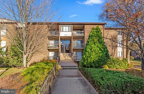 $2,000 | 11238 Cherry Hill Road, Unit 302, Beltsville, MD 20705