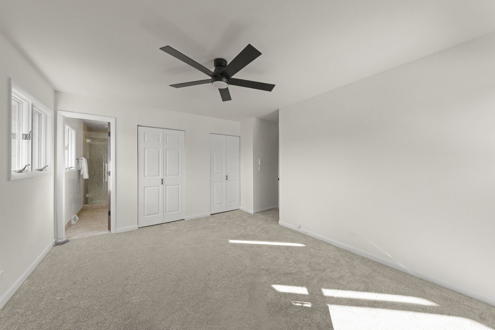 2823 Cooper Court Woodridge, IL 60517 - Photo 21 of 32 a view of an empty room