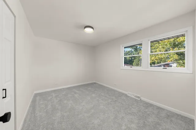 $569,900 | 2823 Cooper Court, Woodridge, IL 60517