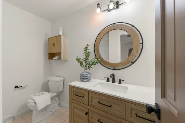 $569,900 | 2823 Cooper Court, Woodridge, IL 60517