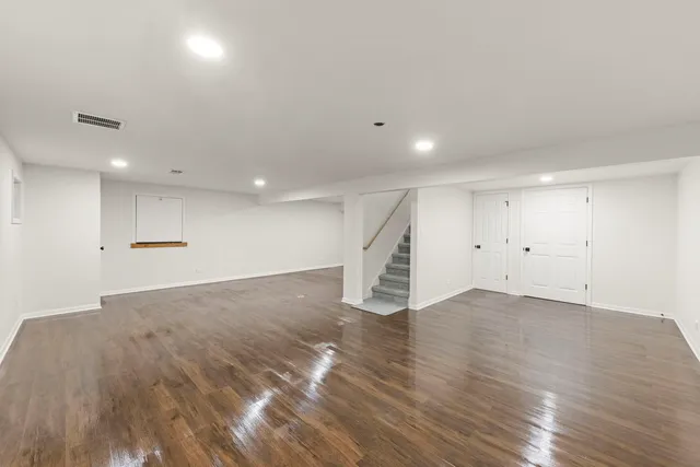 $569,900 | 2823 Cooper Court, Woodridge, IL 60517