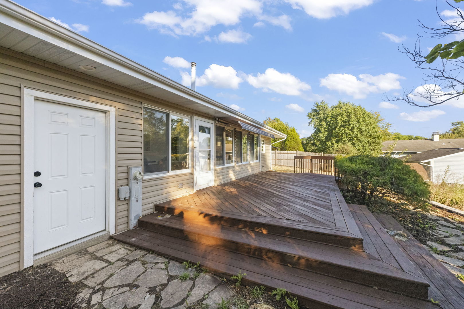 2823 Cooper Court Woodridge, IL 60517 - Photo 31 of 32 a view of house with backyard space and balcony
