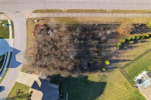 $59,500 | 1946 Woodridge Drive, Leavenworth, KS 66048