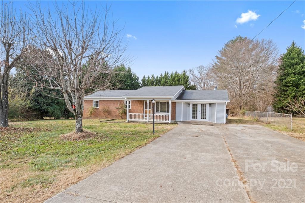 2098 Union Grove Road Lenoir, NC 28645 - Photo 1 of 37 Gallery Image 1