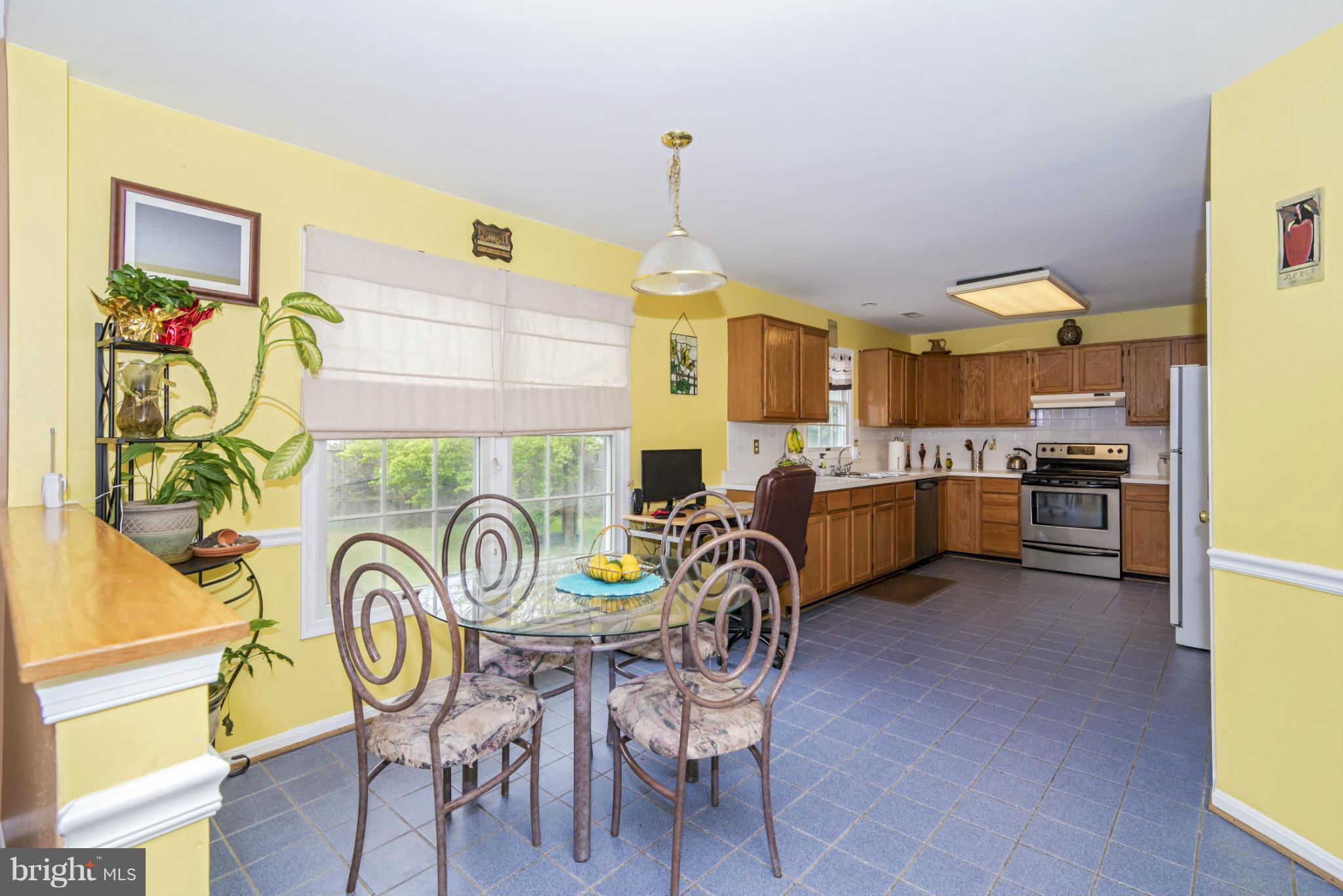 607 Angelwing Lane Frederick, MD 21703 - Photo 11 of 30 With Space for Eating!