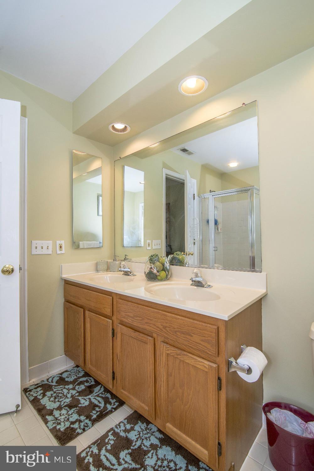 607 Angelwing Lane Frederick, MD 21703 - Photo 20 of 30 Double Sinks, Tub
