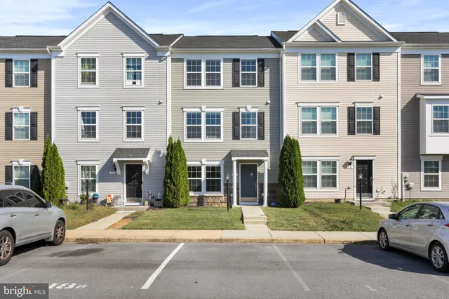 $1,650 | 18 Chillingham Court, Martinsburg, WV 25405