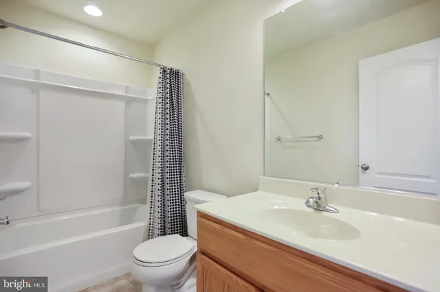 $1,650 | 18 Chillingham Court, Martinsburg, WV 25405