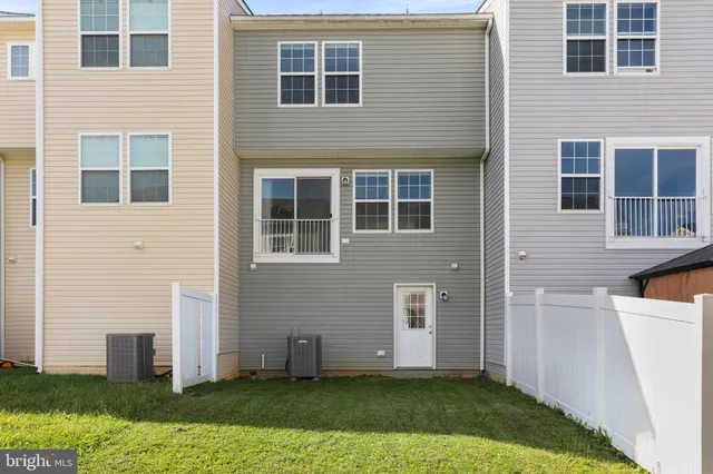 $1,650 | 18 Chillingham Court, Martinsburg, WV 25405