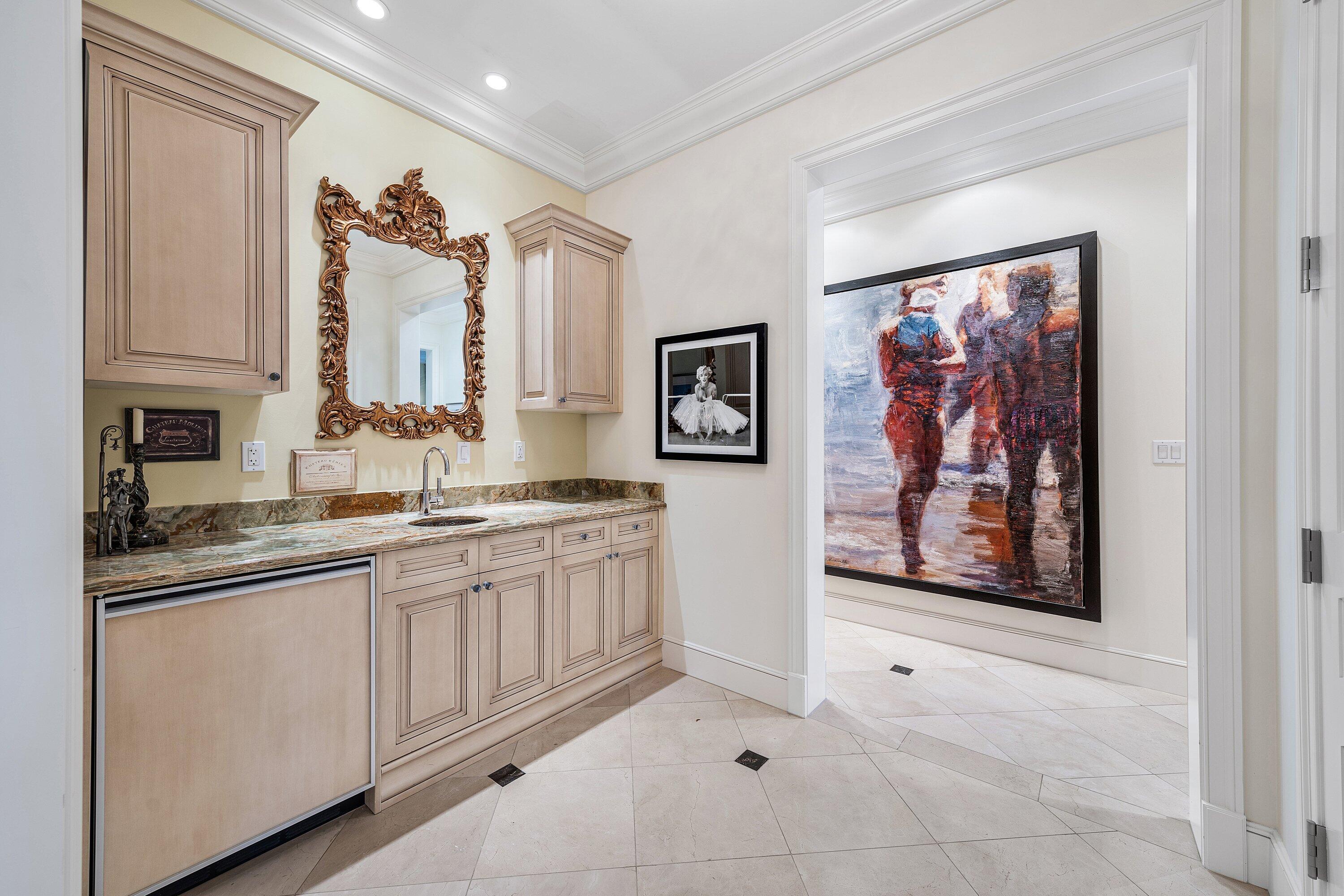 242 Wells Road Palm Beach, FL 33480 - Photo 11 of 52 017-242WellsRoad-PalmBeach-FL-33480-SMAL