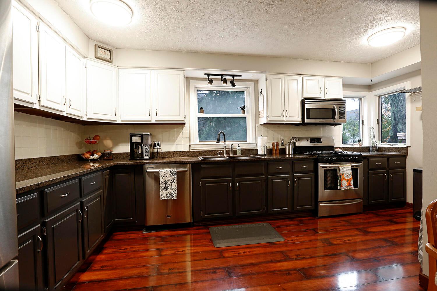 249 Schrock Road Columbus, OH 43085 - Photo 12 of 27 _W1A8432