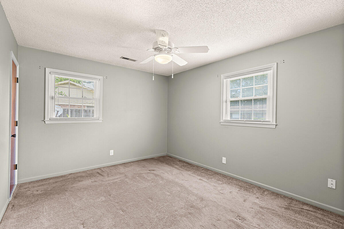18 Kenilworth Road Goose Creek, SC 29445 - Photo 14 of 26 18