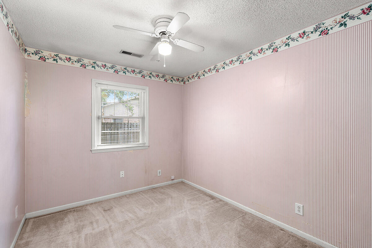 18 Kenilworth Road Goose Creek, SC 29445 - Photo 21 of 26 21