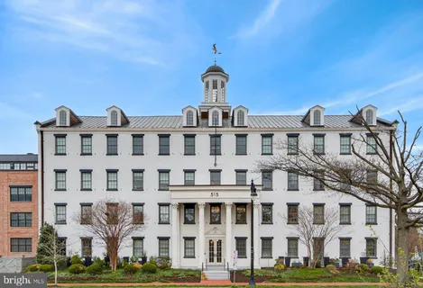 $800,000 | 515 North Washington Street, Unit 105, Alexandria, VA 22314