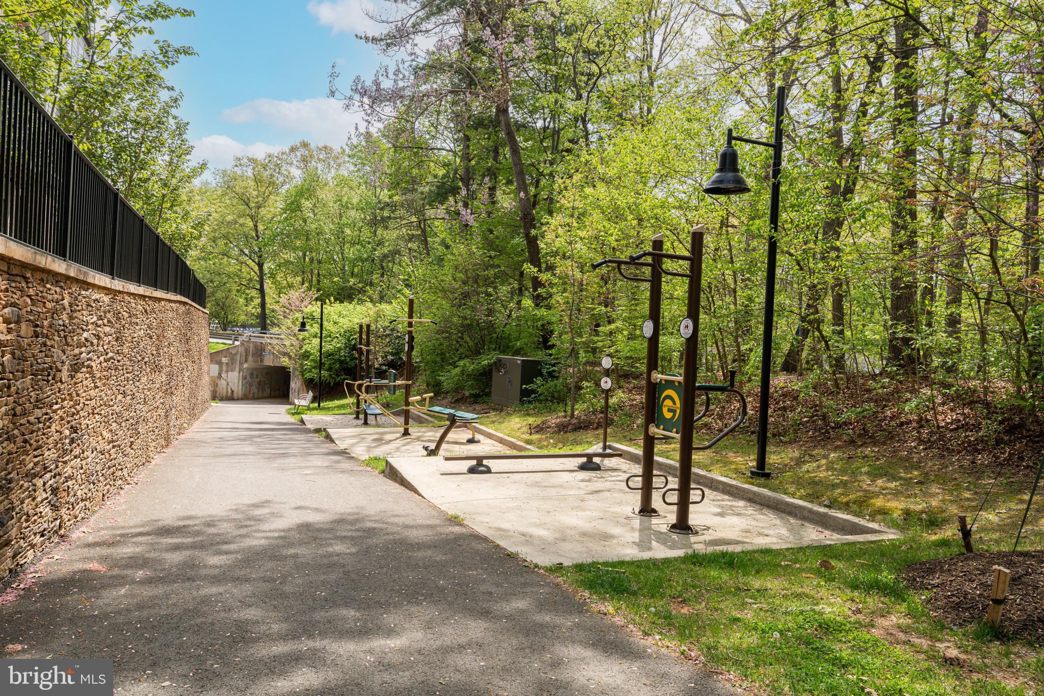 1669 Bandit Loop, Unit 406A Reston, VA 20190 - Photo 37 of 37