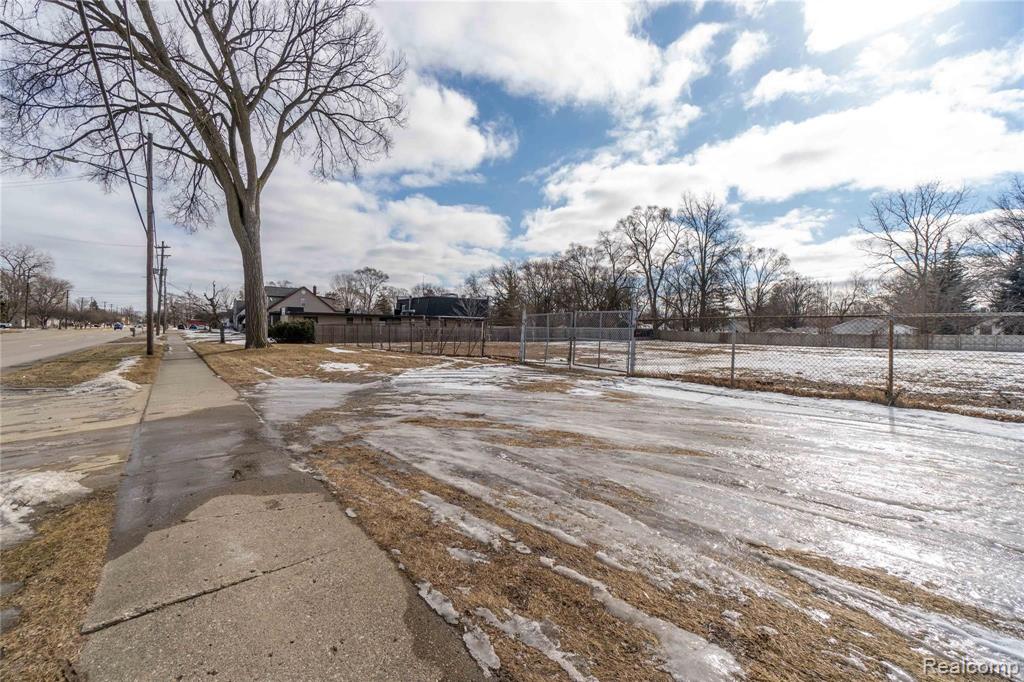 3520 East 9 Mile Road Warren, MI 48091 - Photo 6 of 27 Gallery Image 6