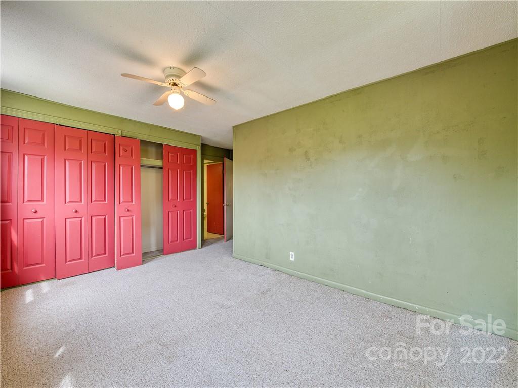 2418 Pigeon Road Waynesville, NC 28786 - Photo 25 of 32 Gallery Image 25