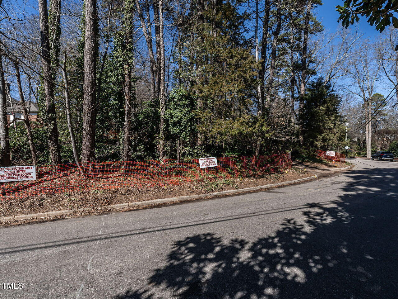 2729 Cambridge Road Raleigh, NC 27608 - Photo 1 of 12 001-1280x960-2729-cambridge-lot