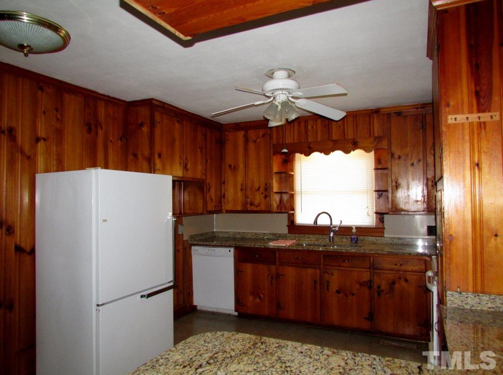3056 Burlington Road Roxboro, NC 27574 - Photo 6 of 24