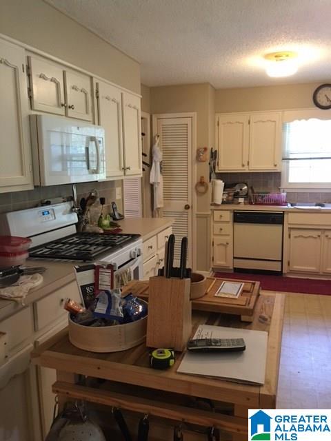 2832 Cahawba Trail Birmingham, AL 35243 - Photo 12 of 38