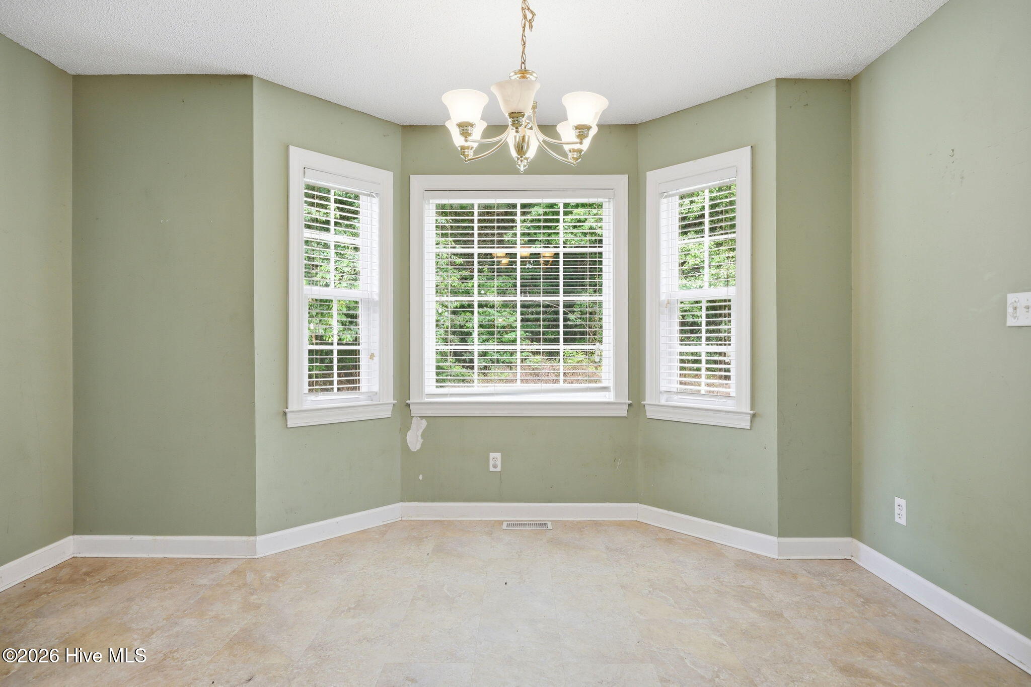 1828 Garner Road Greenville, NC 27834 - Photo 13 of 41