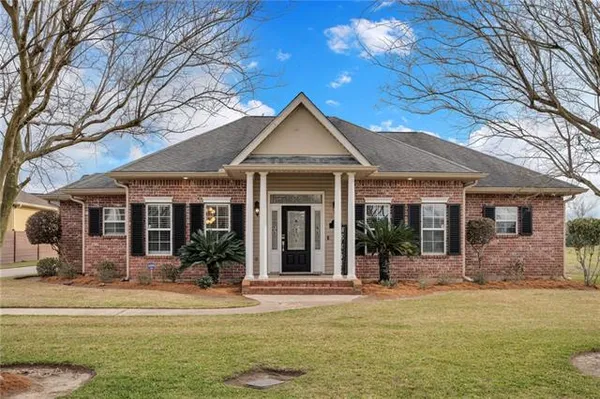 $415,000 | 157 Ingleside Road, Laplace, LA 70068